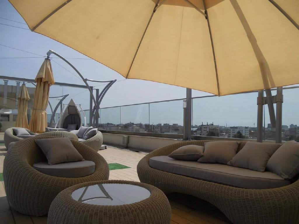 فندق مارشال غاردن بوخارست المظهر الخارجي الصورة The Sky Bar