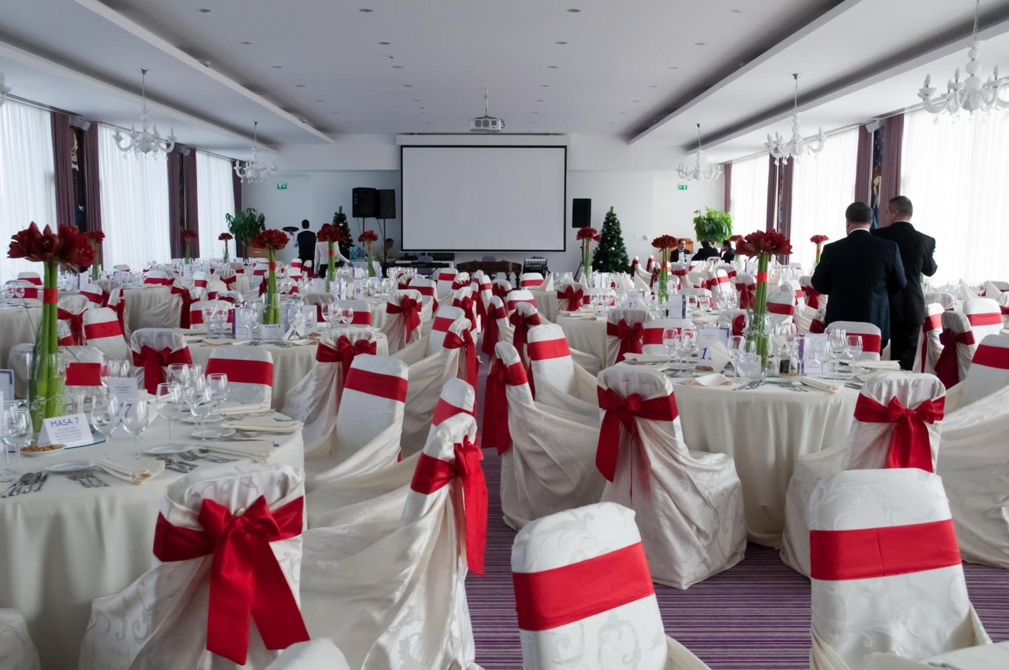 فندق مارشال غاردن بوخارست المظهر الخارجي الصورة A wedding reception