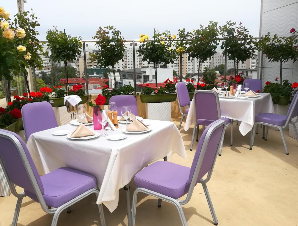 فندق مارشال غاردن بوخارست المظهر الخارجي الصورة The rooftop garden
