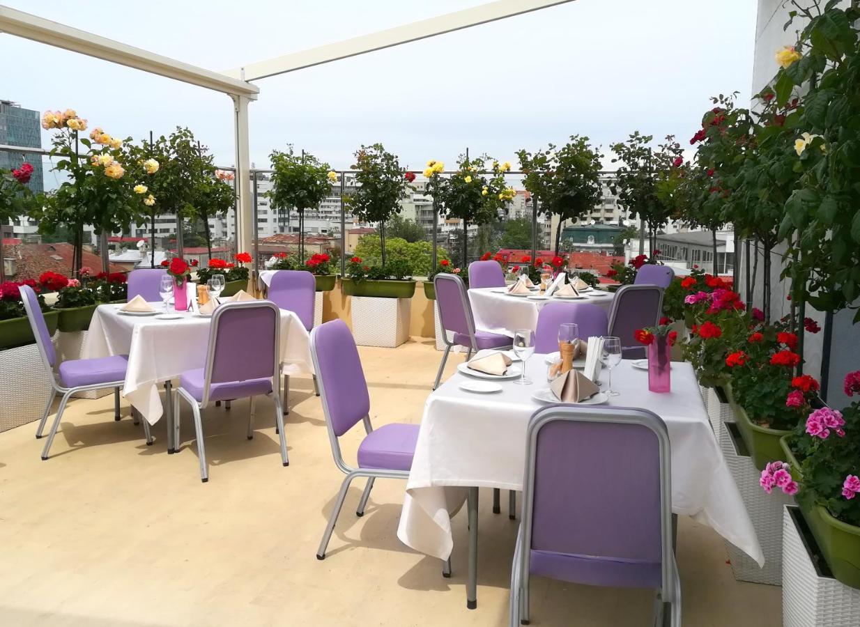 فندق مارشال غاردن بوخارست المظهر الخارجي الصورة The rooftop terrace